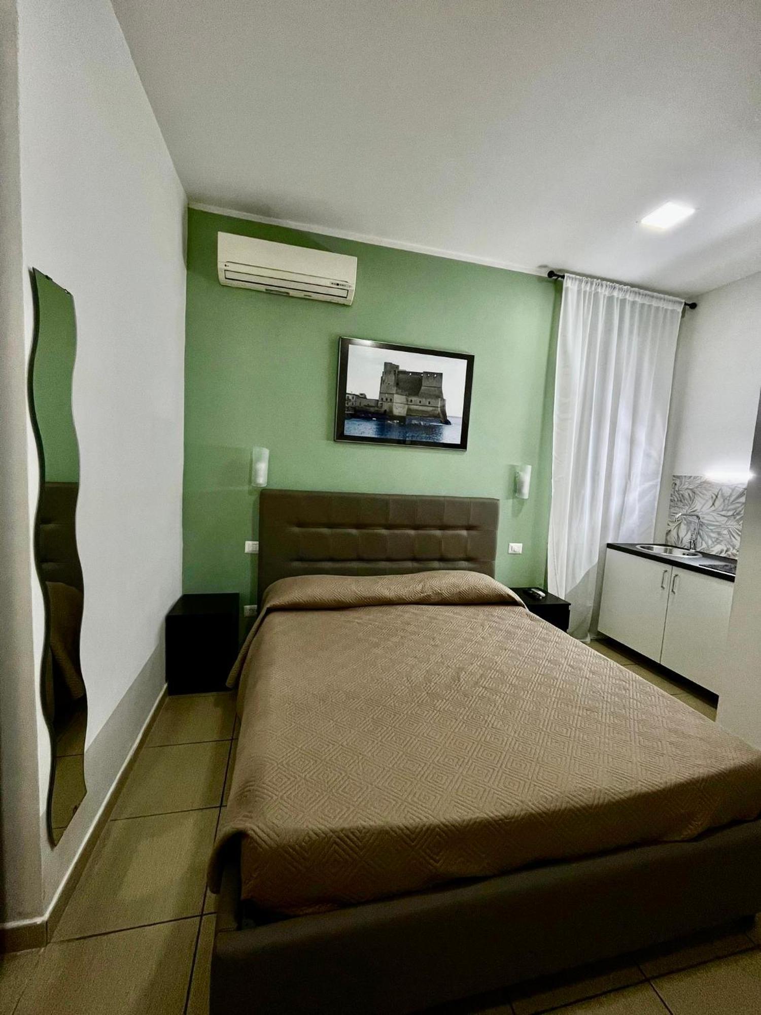 Bed & Breakfast De Bono เนเปิลส์ ภายนอก รูปภาพ